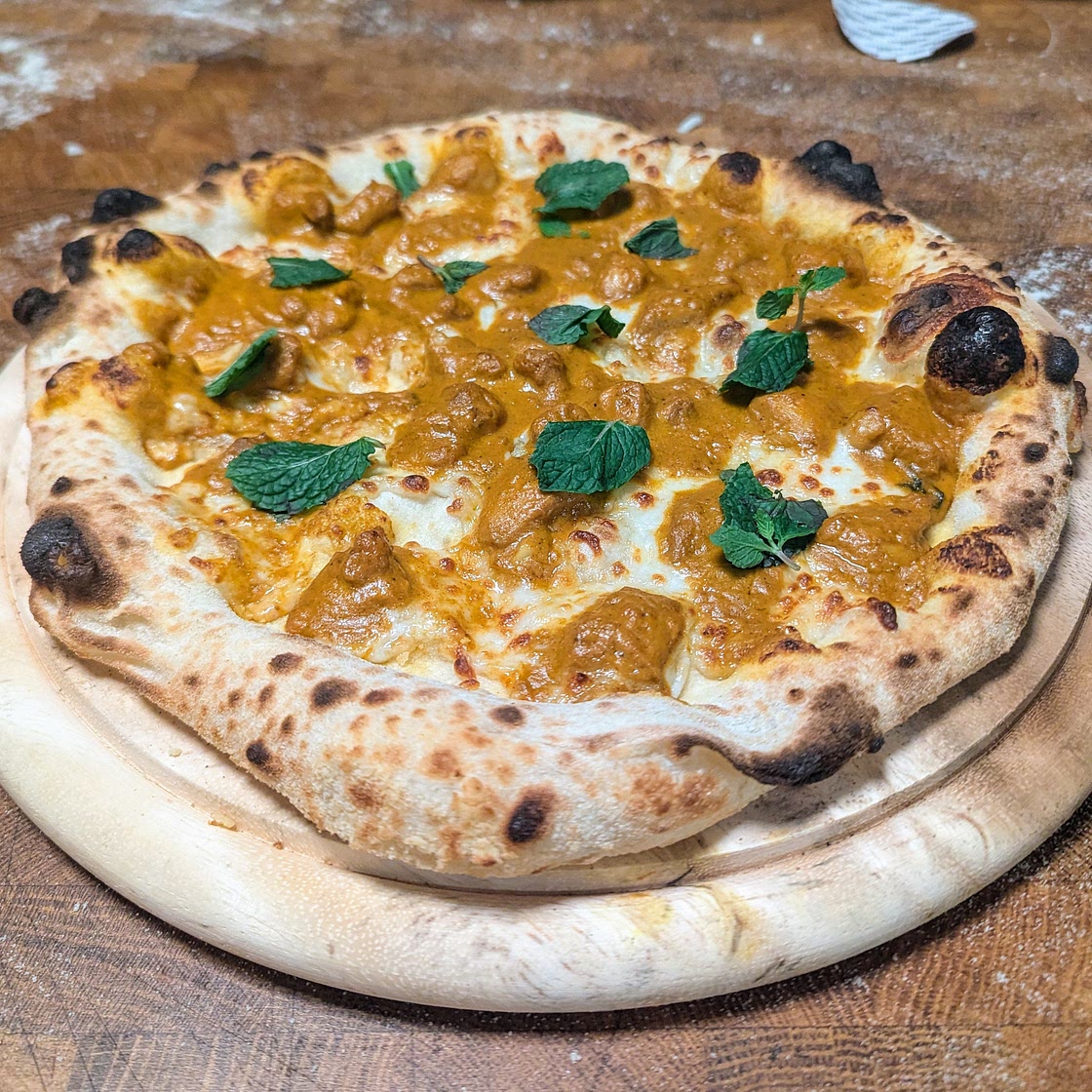 Butter chicken pizza