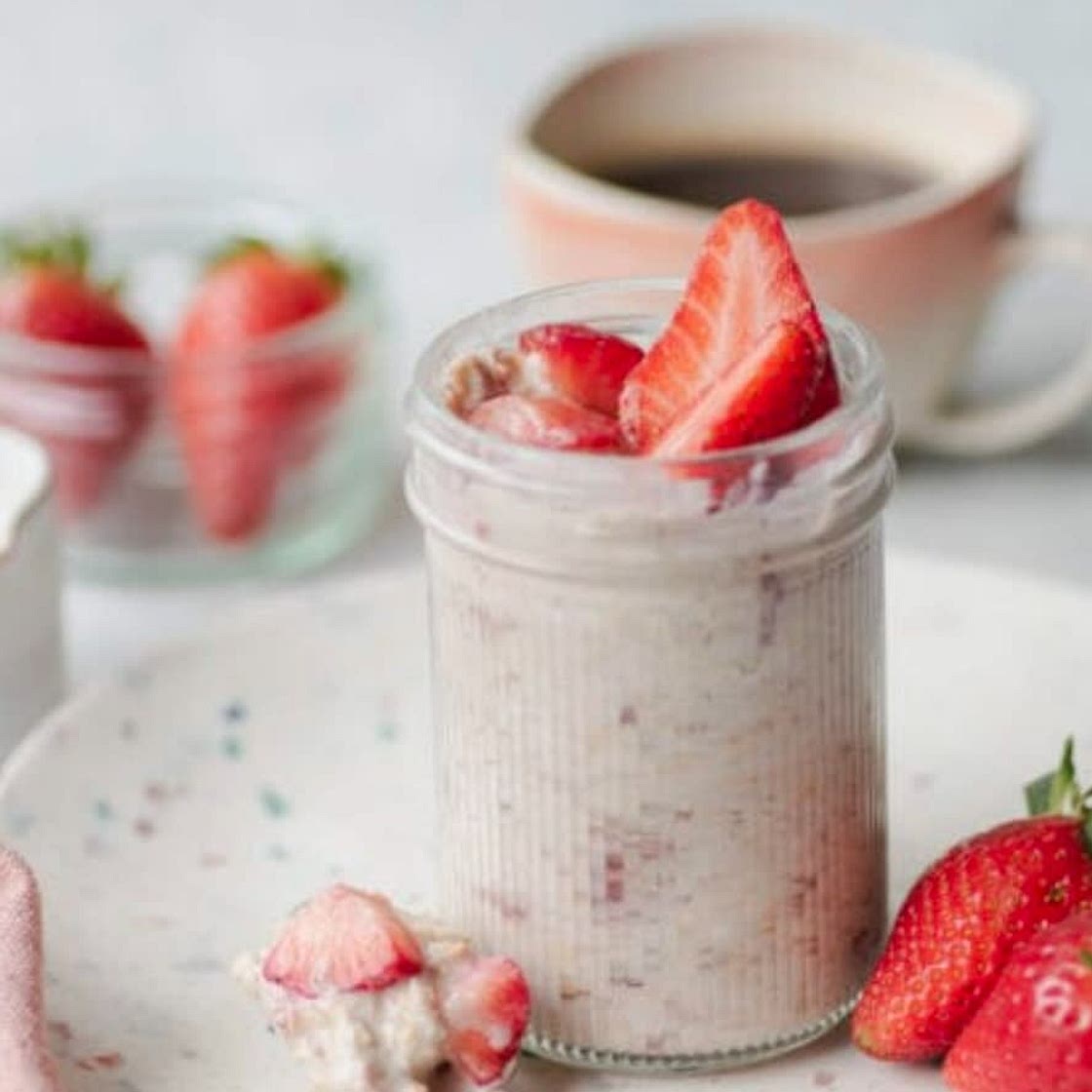 Strawberries & Cream Overnight Oats