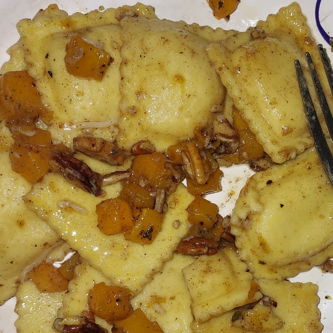 Butternut Squash Ravioli with Brown Butter and Pecan Sauce
