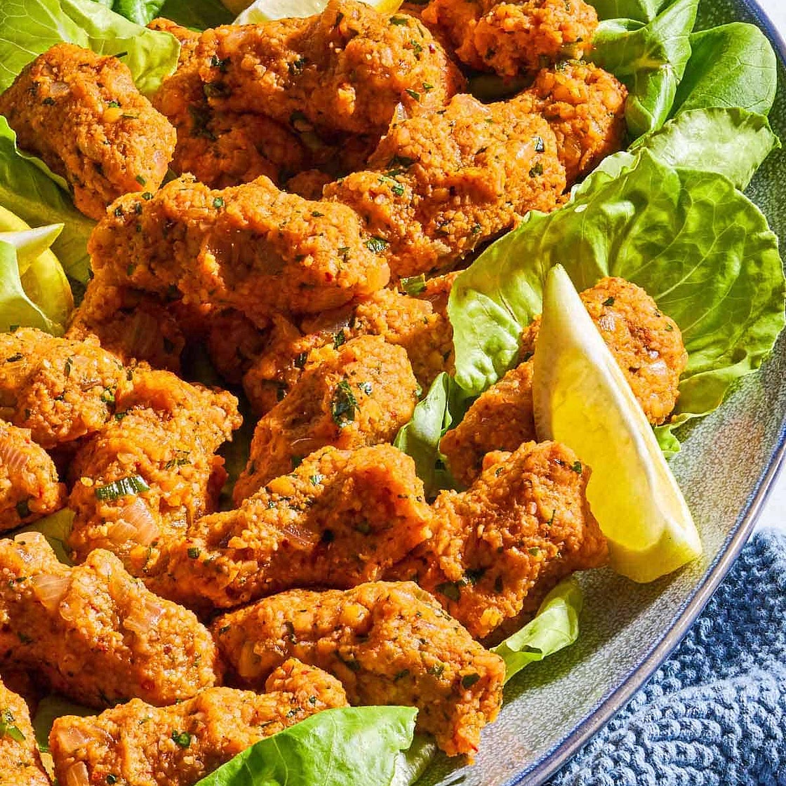 Turkish Lentil Mezze (Mercimek Köftesi)