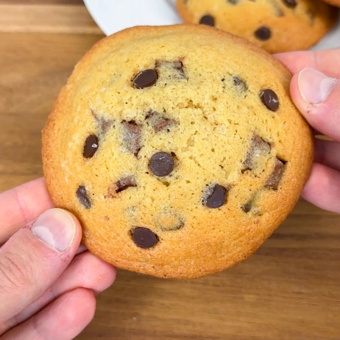 CRUMBLE COOKIES