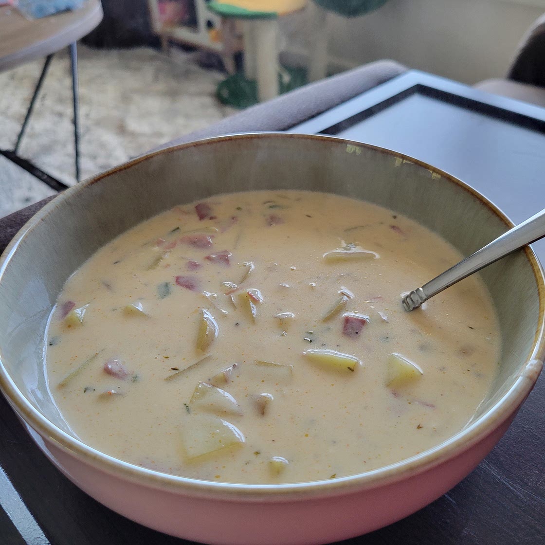 Roasted Garlic Loaded Potato Soup