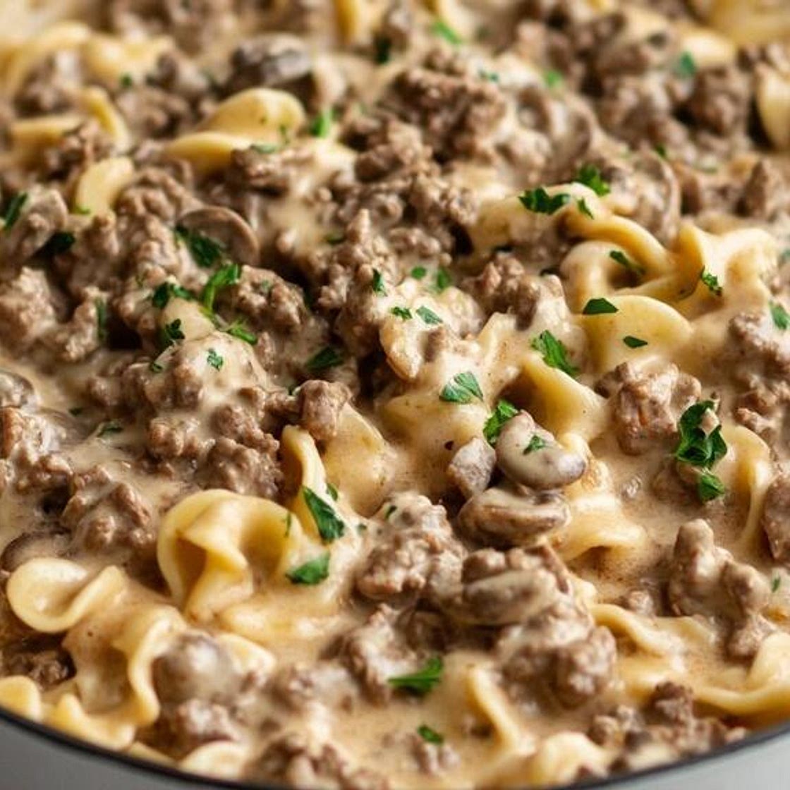 Easy Ground Beef Stroganoff – A Creamy, Savory Dish That Will Ha