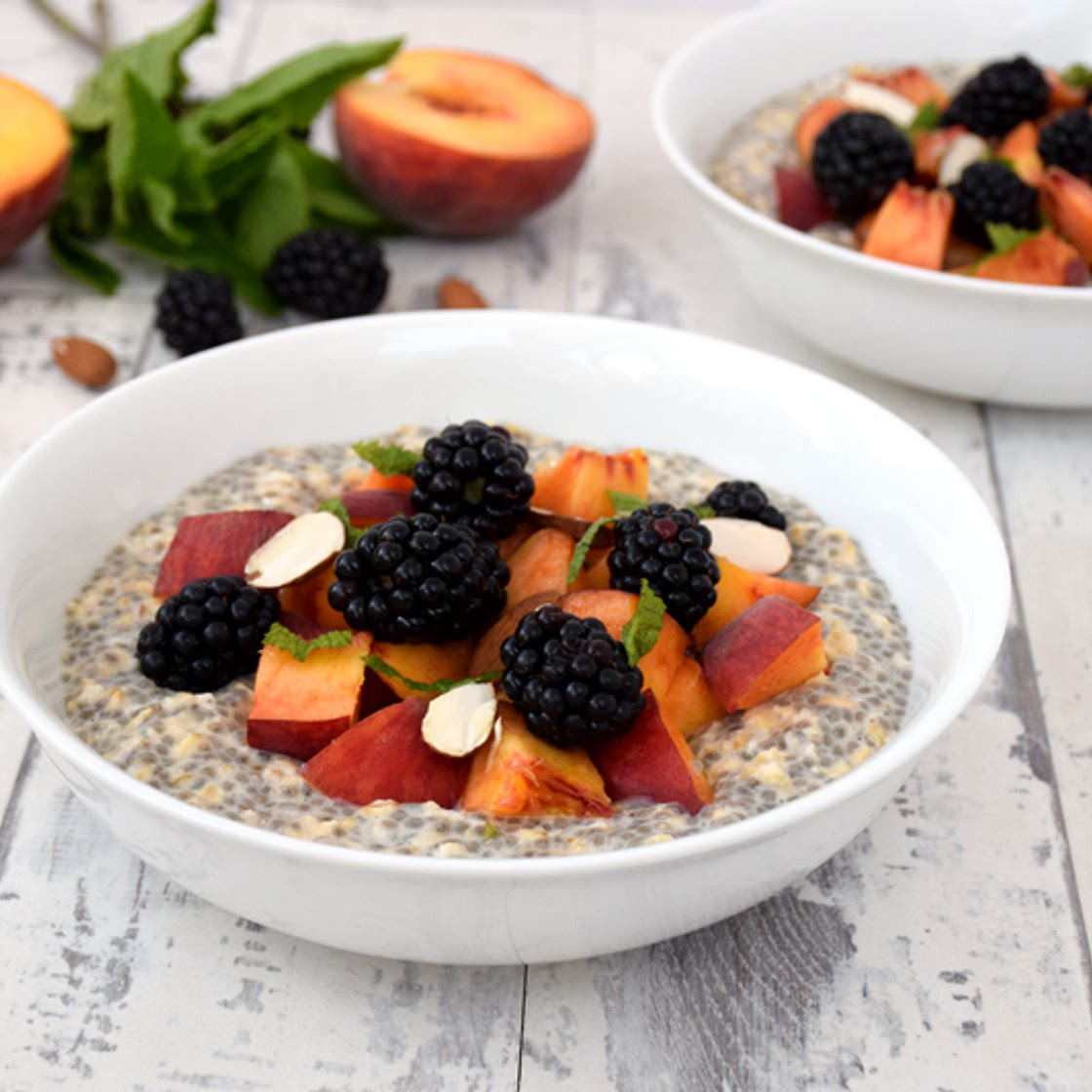 Peach & Blackberry Overnight Oatmeal + Chia Seeds | Veganuary