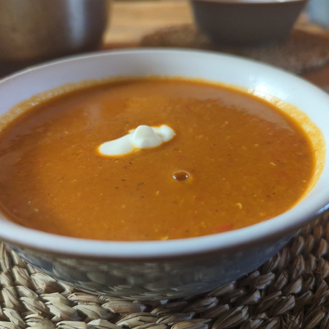 Smoky Red Pepper & Lentil Soup
