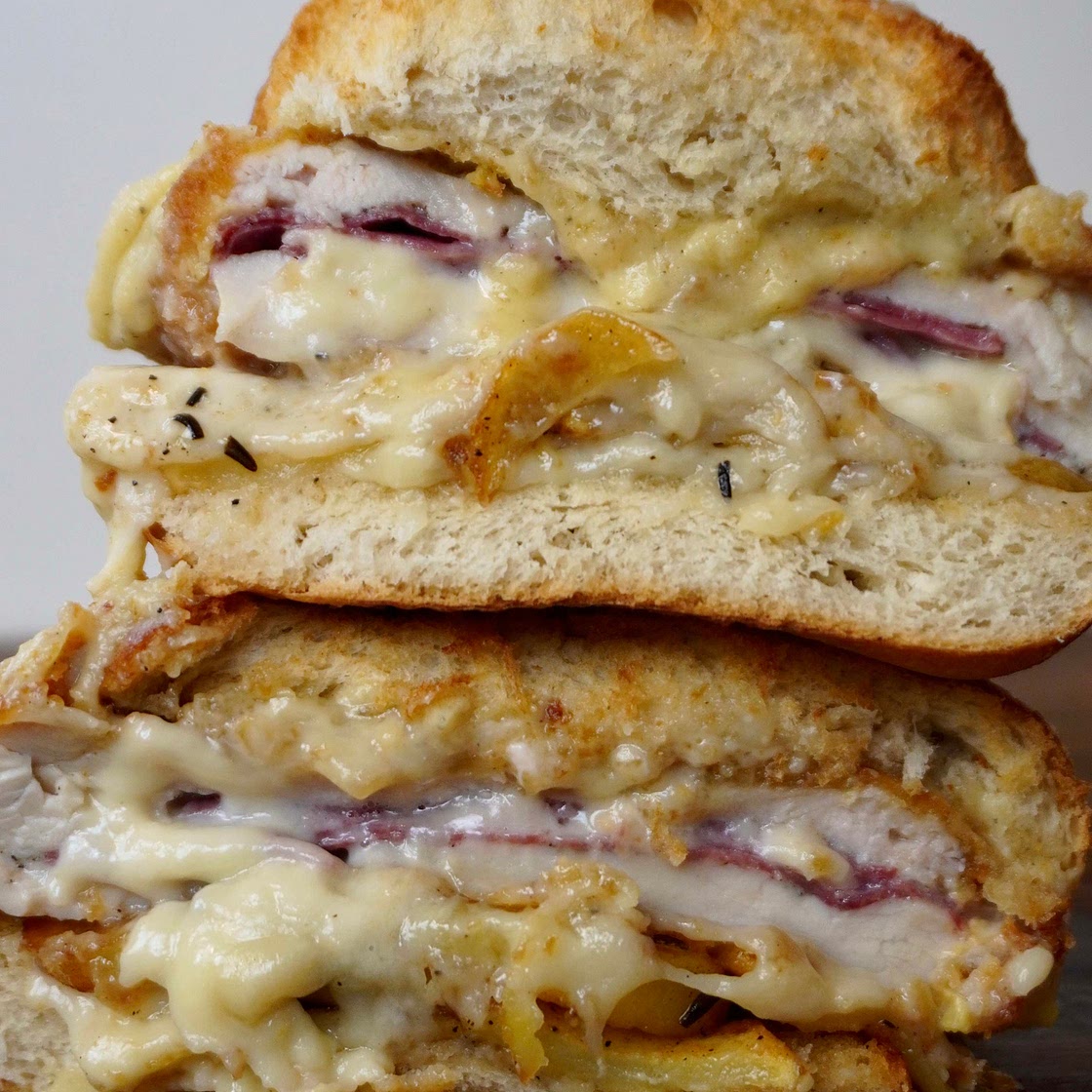 Raclette cordon bleu sandwich