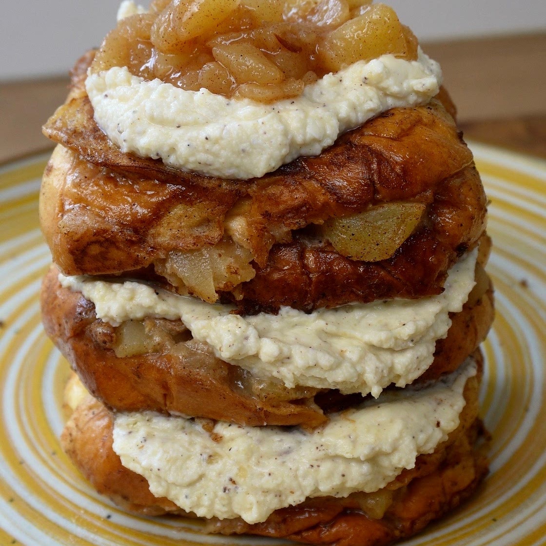 Apple French Toast 