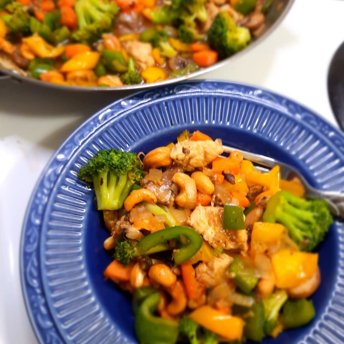 Easy Cashew Chicken {30-Minute Meal}