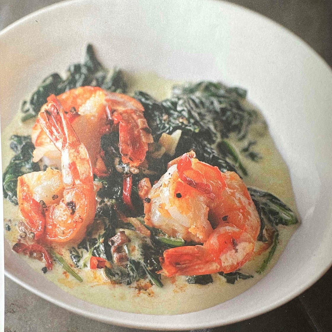 LEMON PRAWNS ON CREAMED SPINACH