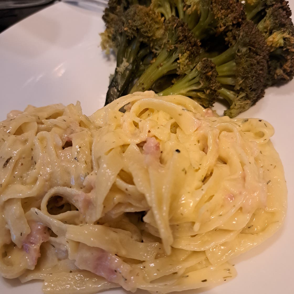 Creamy Carbonara Pasta