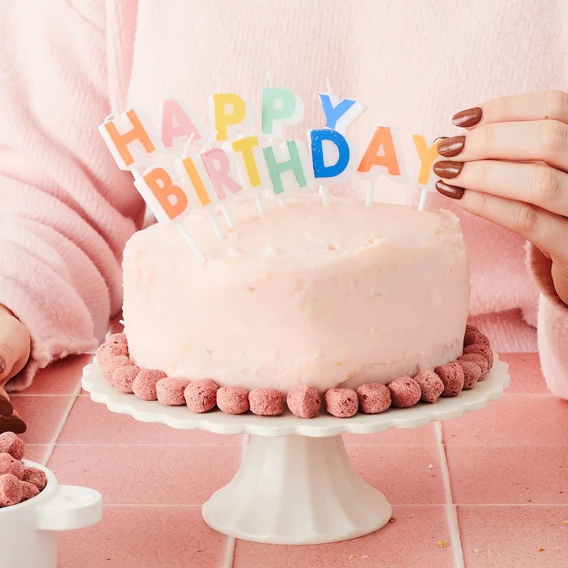 Bocce’s Bakery Pup-Friendly Frosting