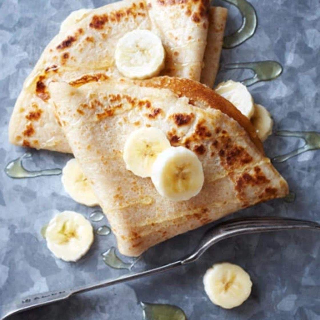 Pancakes 🥞 with cream 