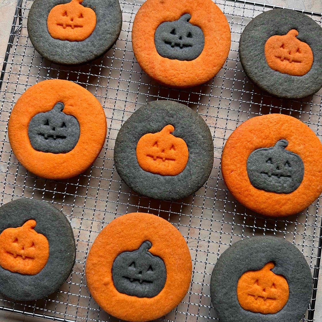 Halloween sugar cookies 🎃