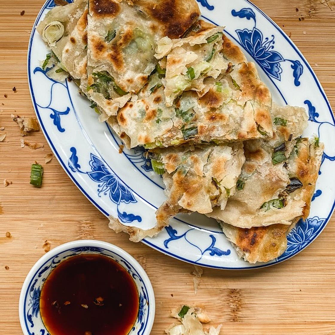 Flaky Chinese Spring Onion (Scallion) Pancakes (蔥油餅)