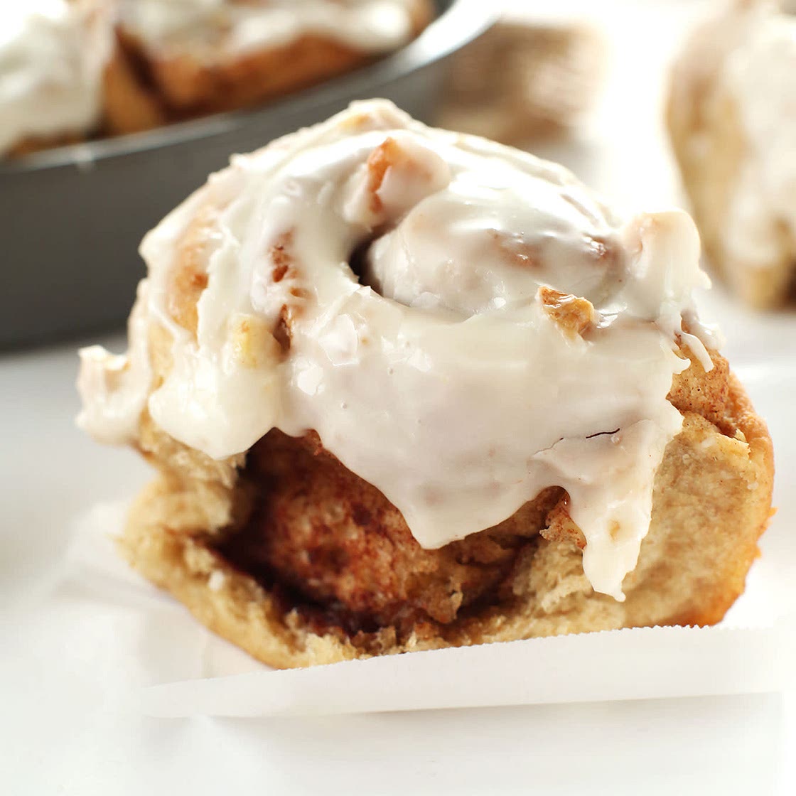Banana Bread Cinnamon Rolls 🍌