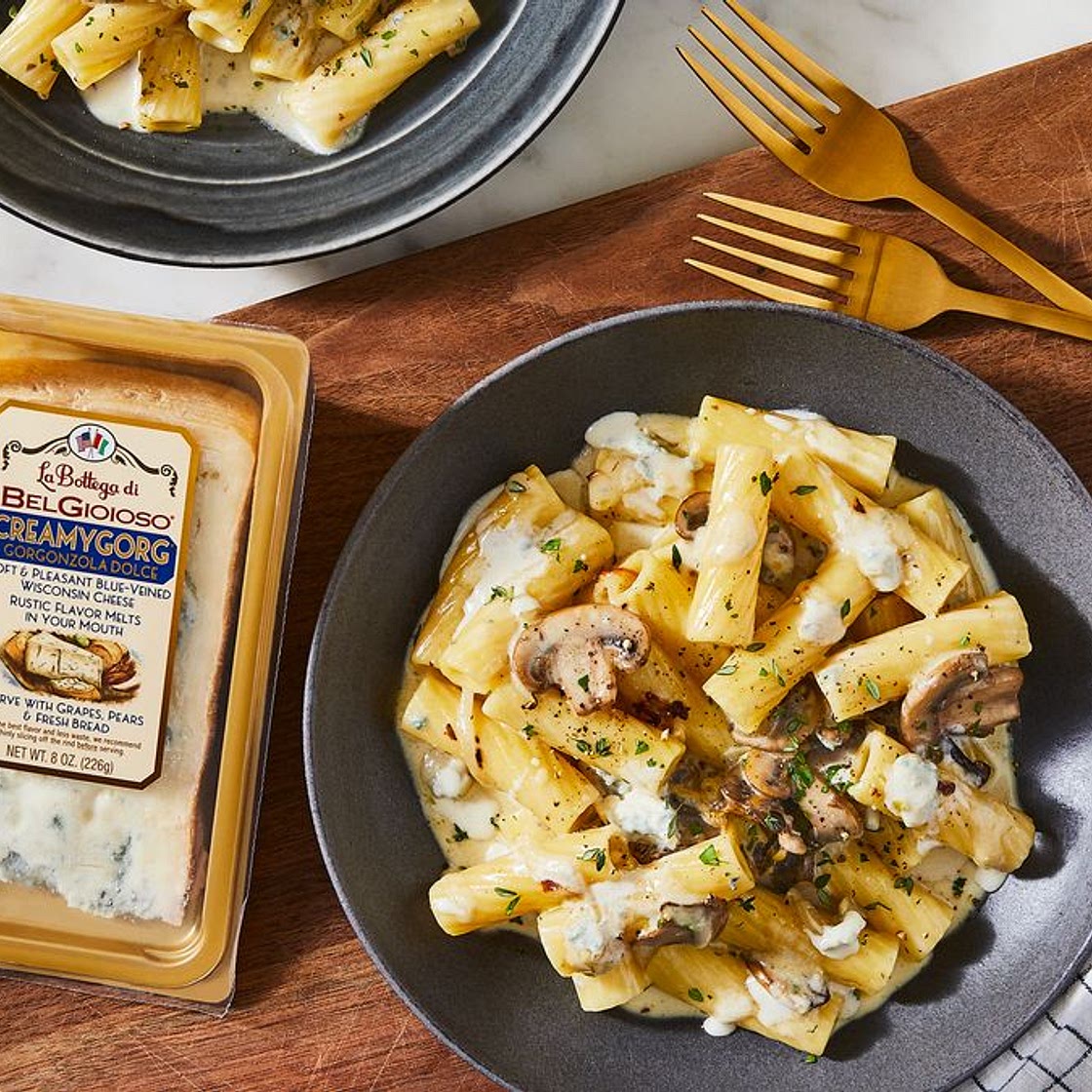 Creamy Gorgonzola Pasta With Mushrooms