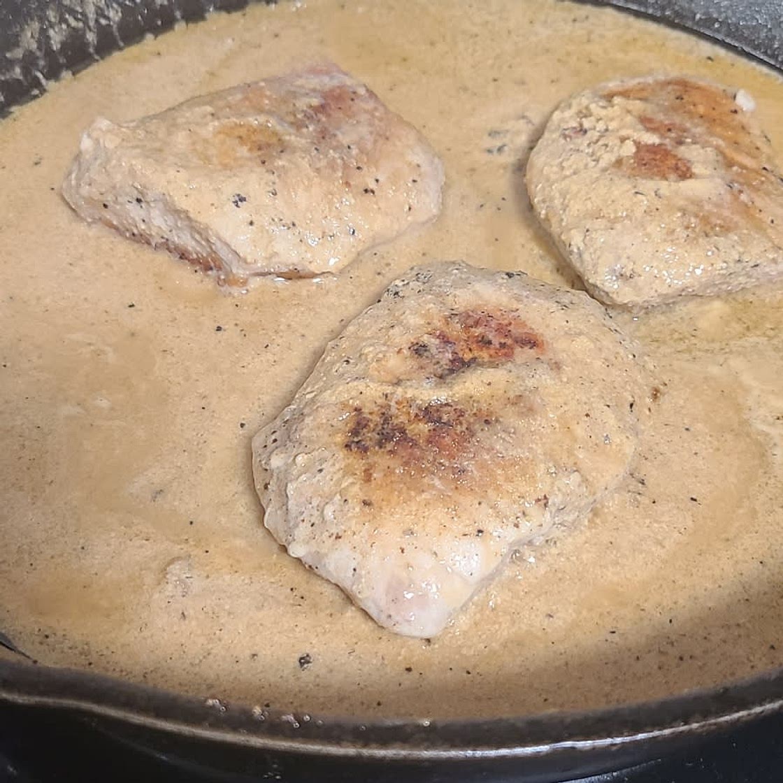 Cast Iron Skillet Pork Chops