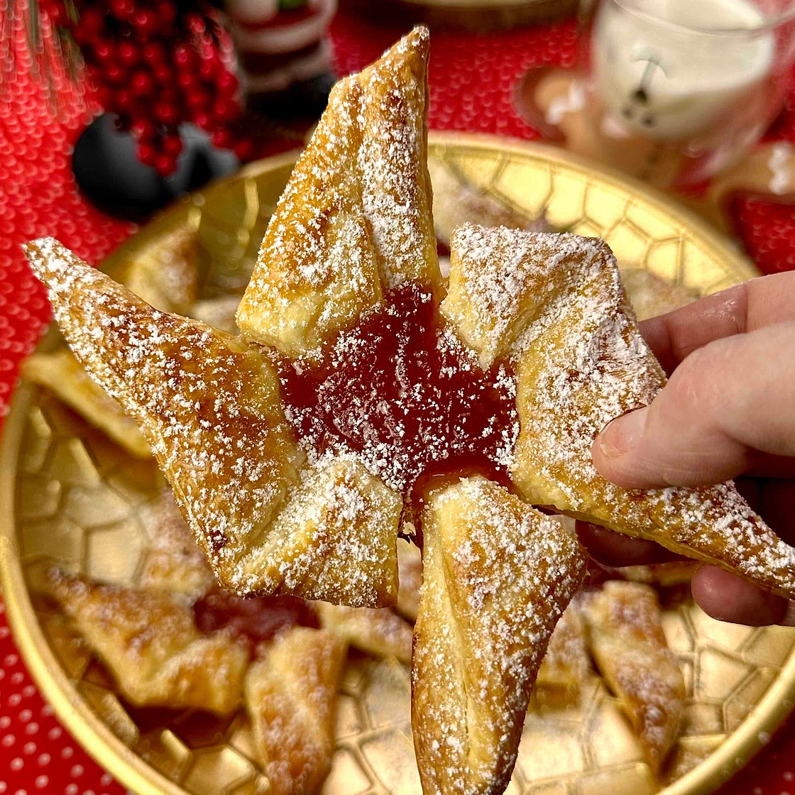 Finnish Christmas jam pastries - joulutorttu