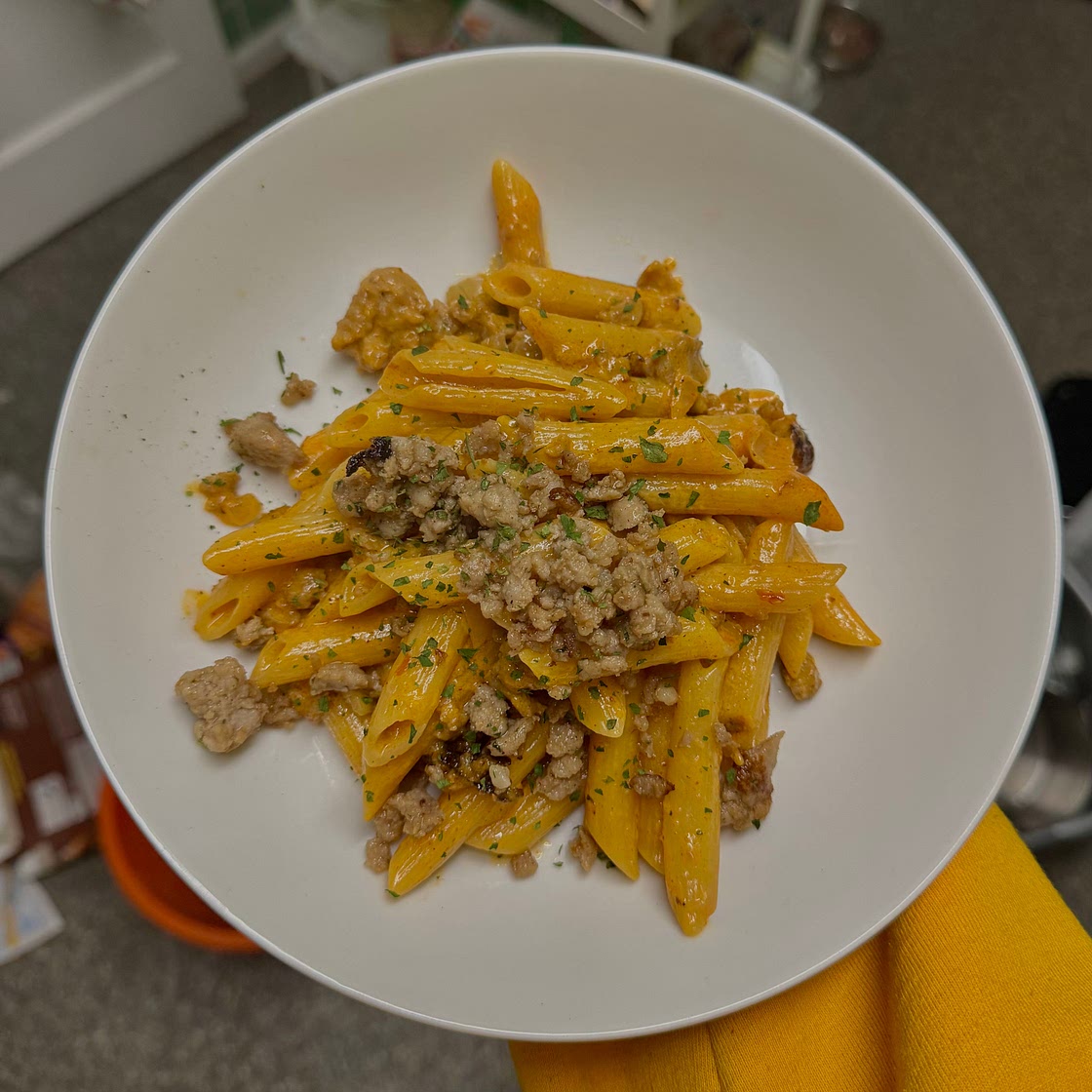 Honey Harissa Sausage Pasta - The Good Bite