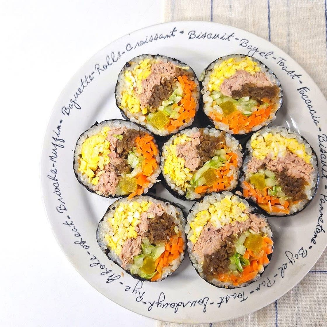 속재료 넉넉해서 더 맛있는 참치김밥 뚱뚱이김밥