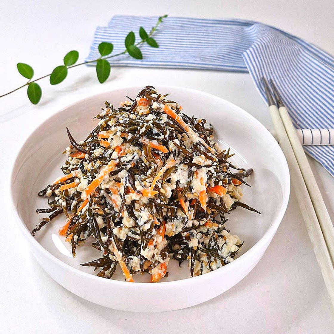 오돌오돌 식감좋은 톳두부무침