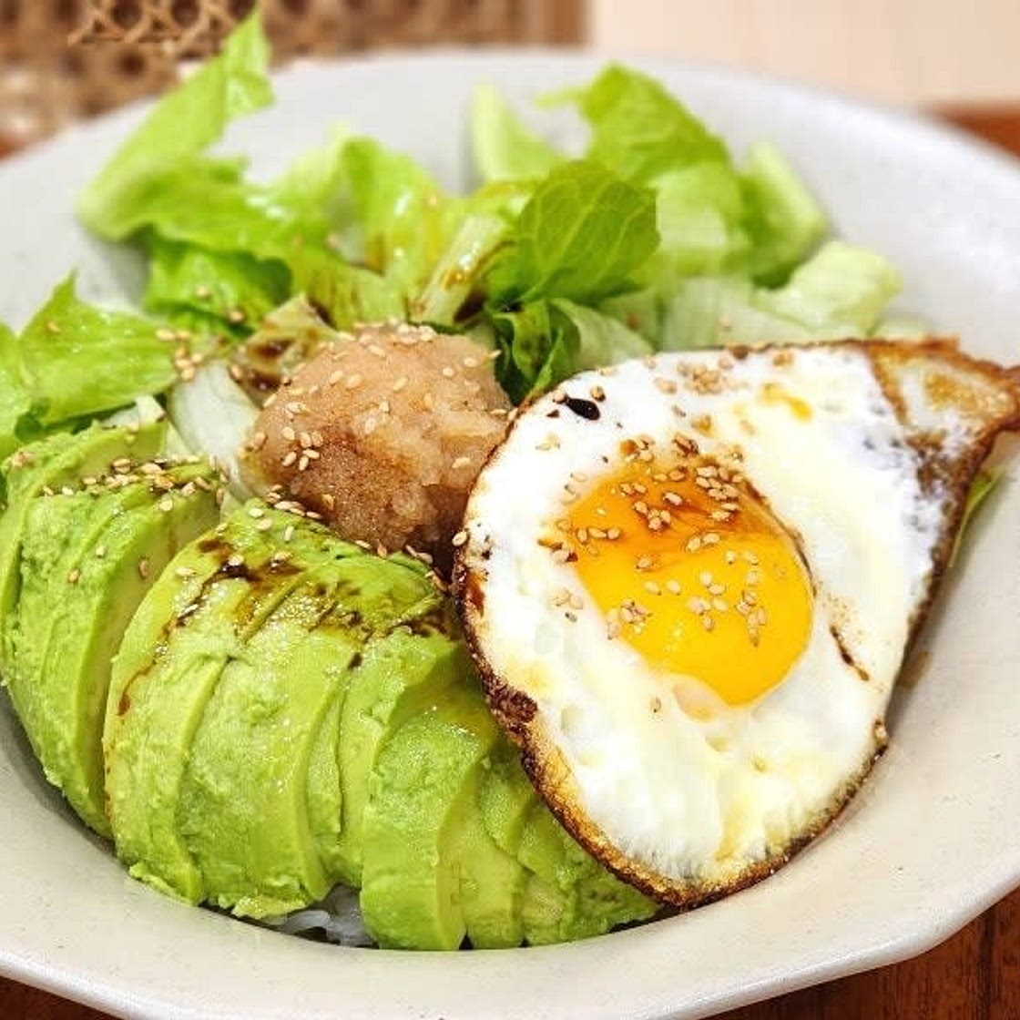아보카도 명란 비빔밥 간장계란밥 아보카도 손질법 한그릇 요리