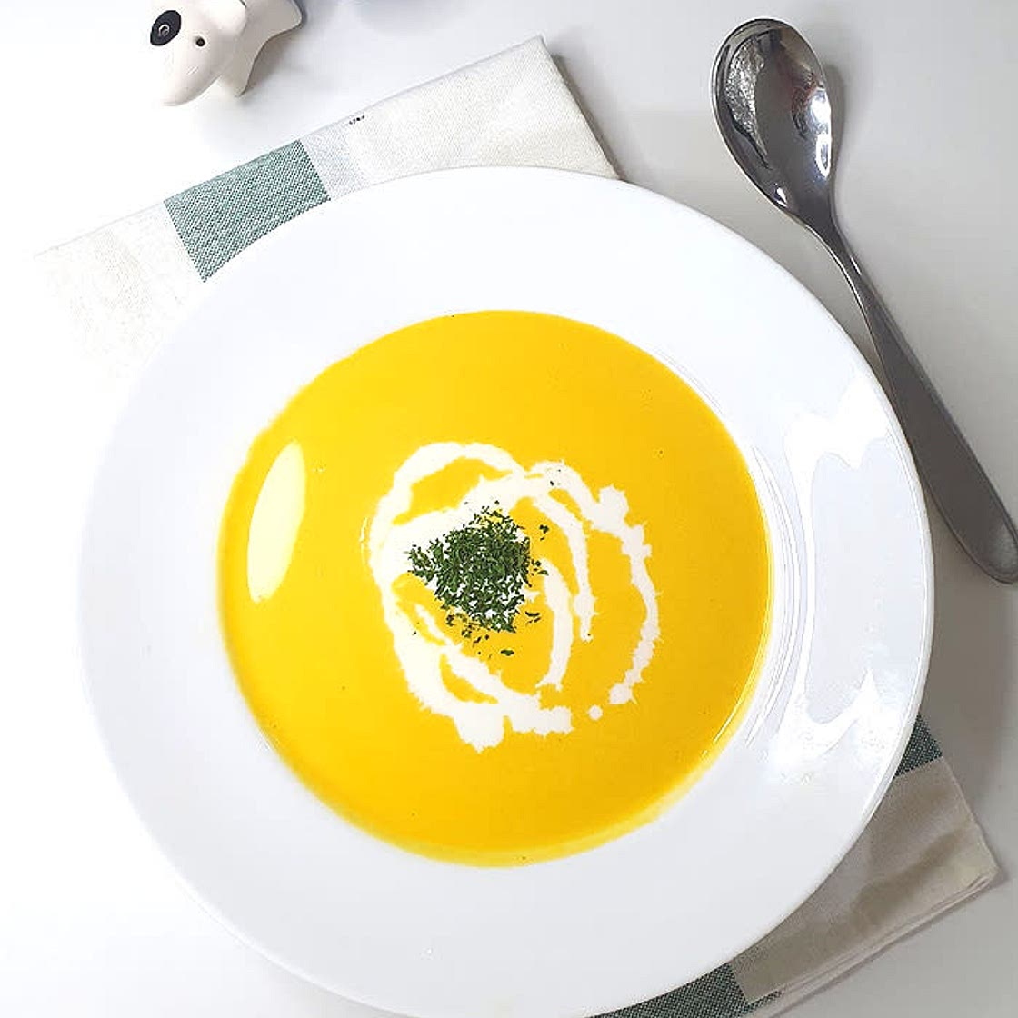 부드러운 아침식사 단호박스프