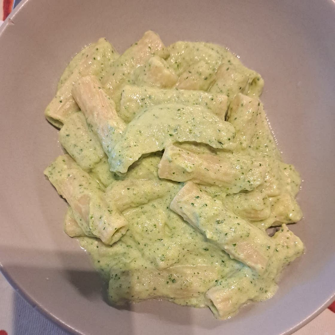 Pasta cremosa alle zucchine