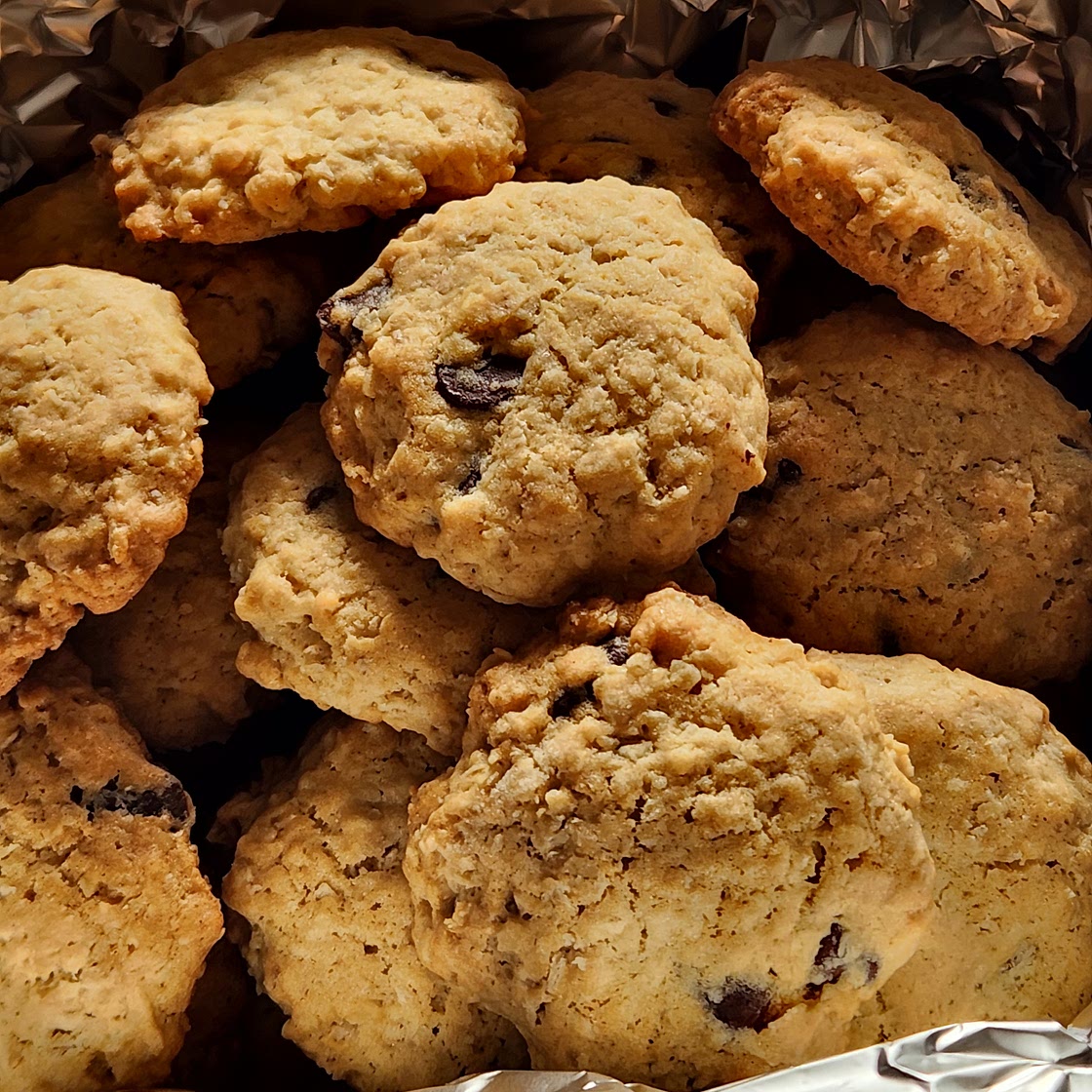 Oatmeal Chocolate Chip Cookies