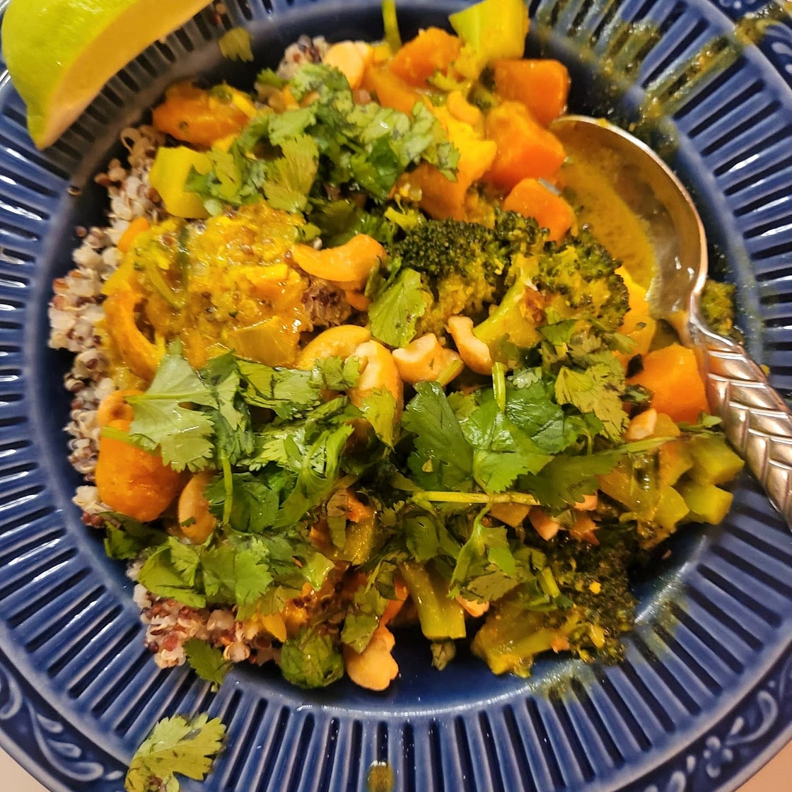 Instant Pot Peanut Chicken Curry