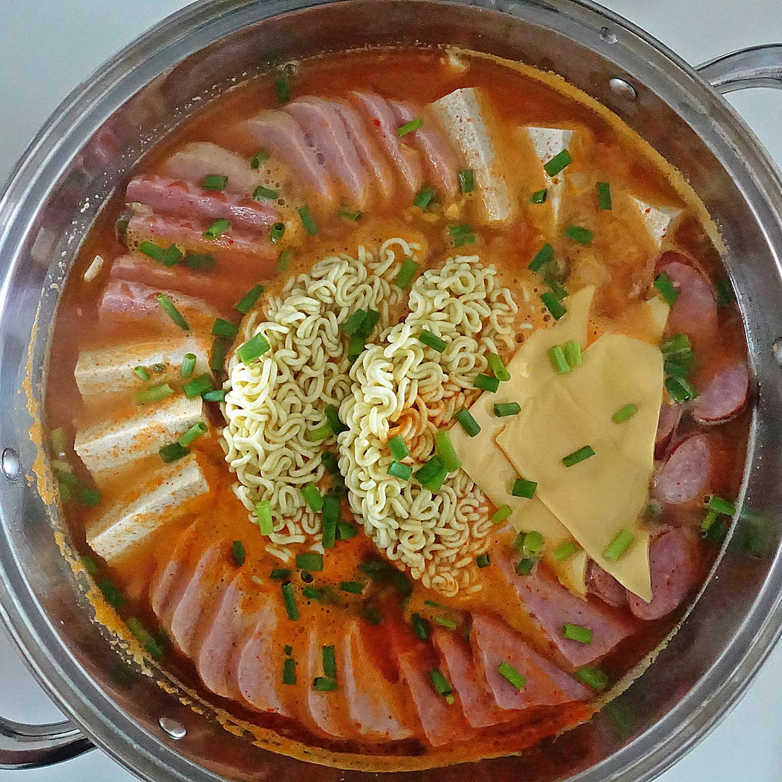 언제 먹어도 맛있는 부대찌개 레시피