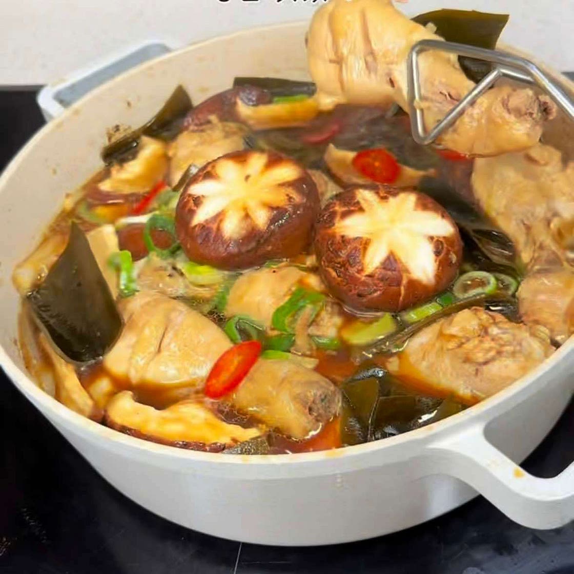다시마 가득!! 찜닭 👩🏻‍🍳