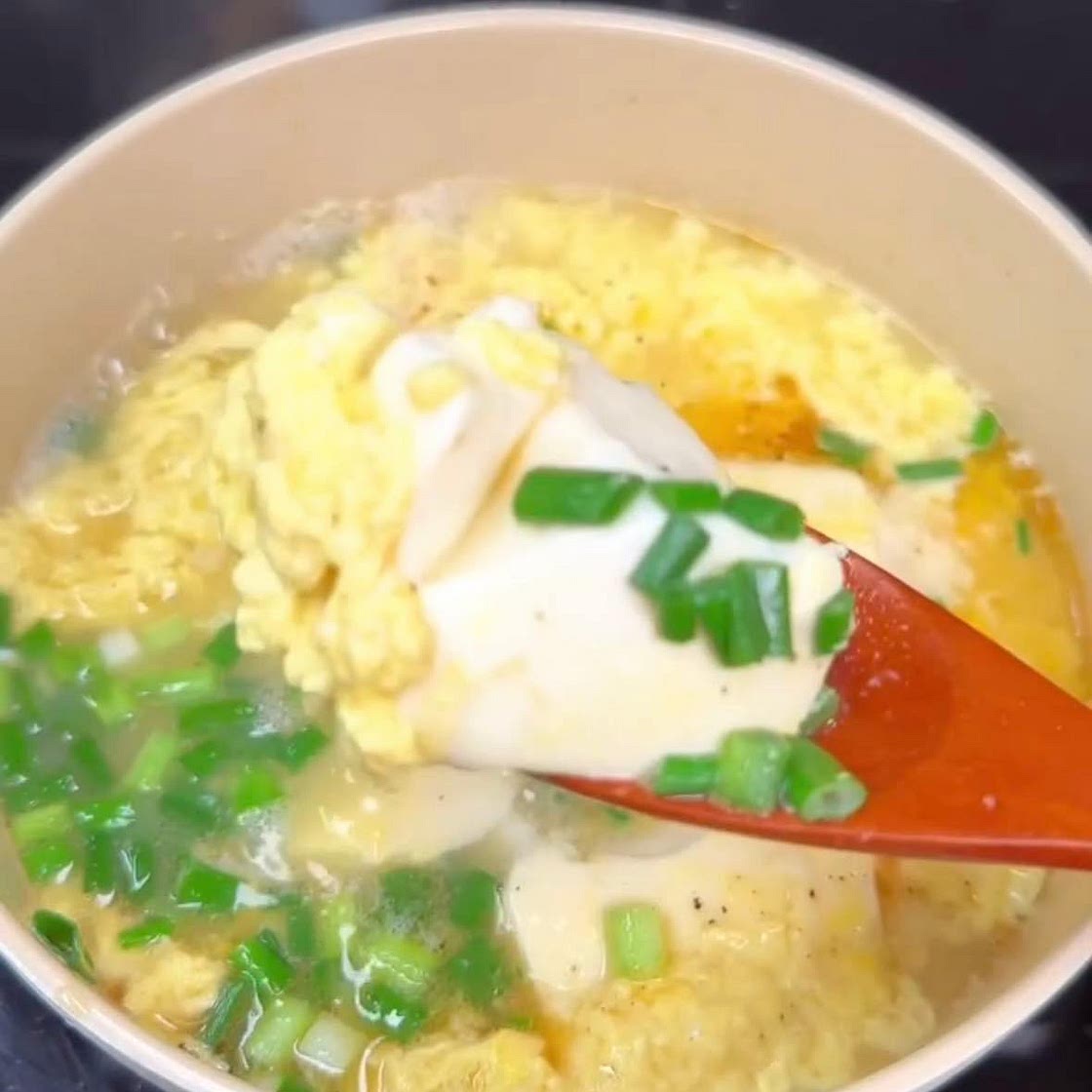 5분이면 완성되는 순두부계란탕
