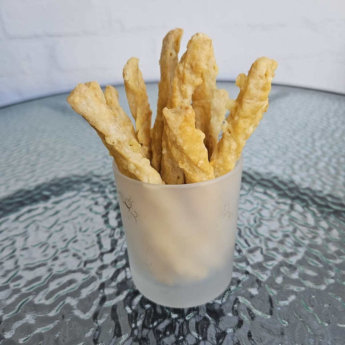 Cheese straws