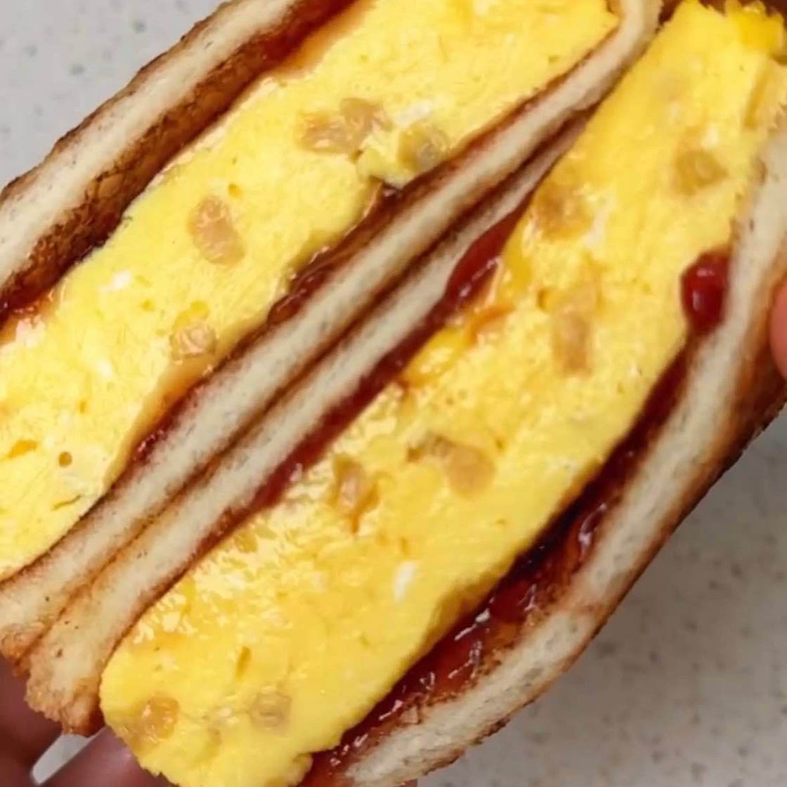 퐁신토스트🥪