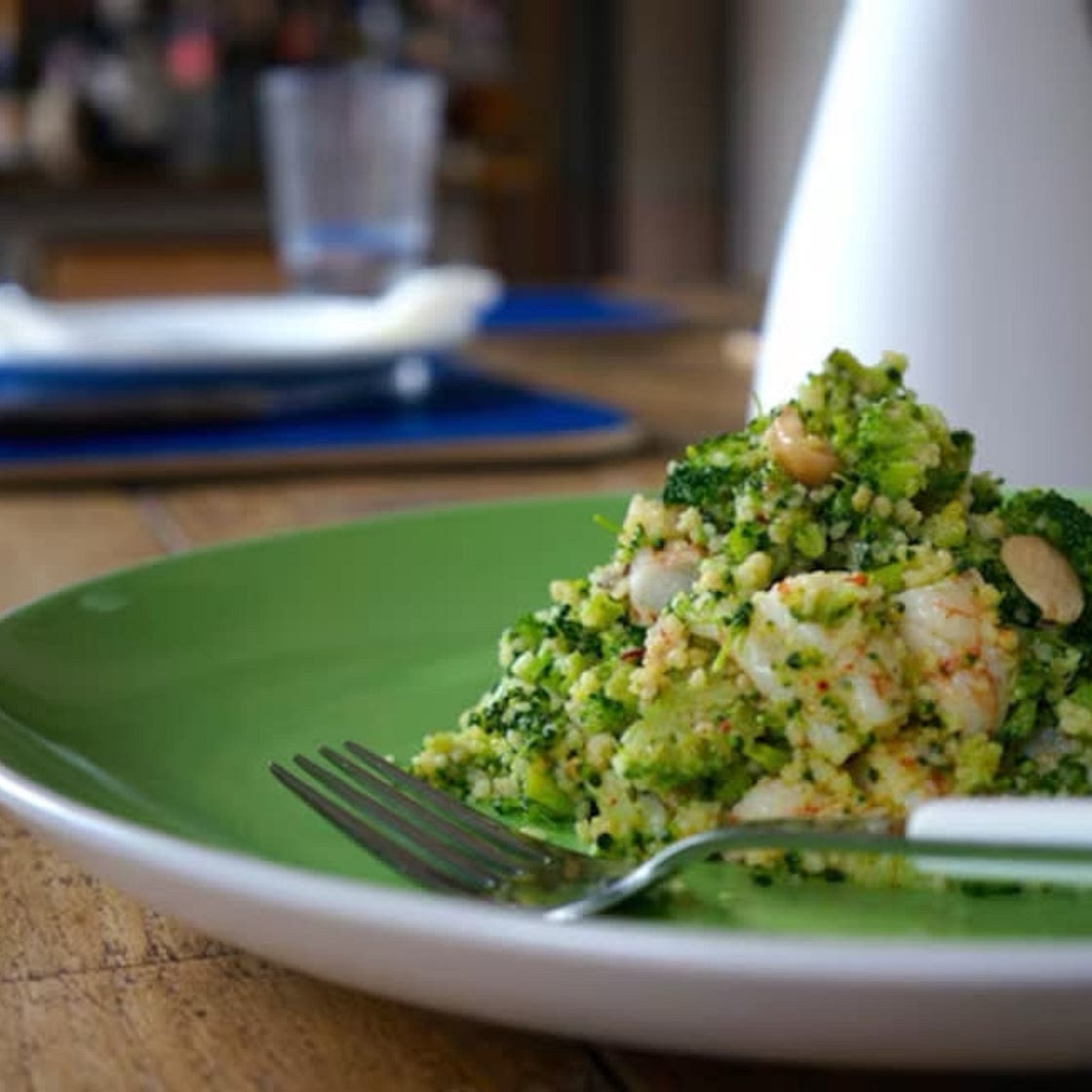 Cuscús de brócoli y gambas
