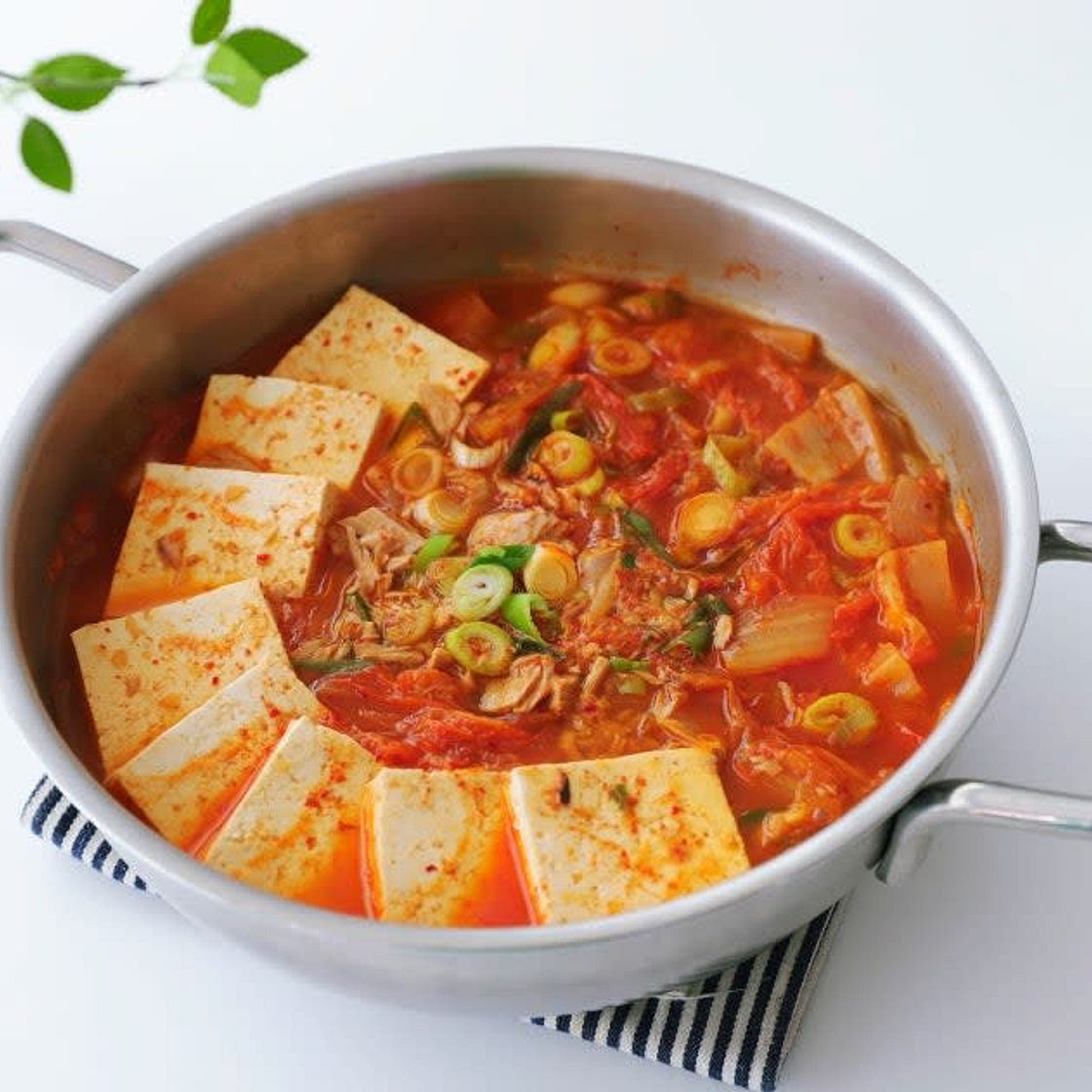 참치김치찌개 레시피 맛있게 끓이는법 묵은지 김치찌개 끓이는법
