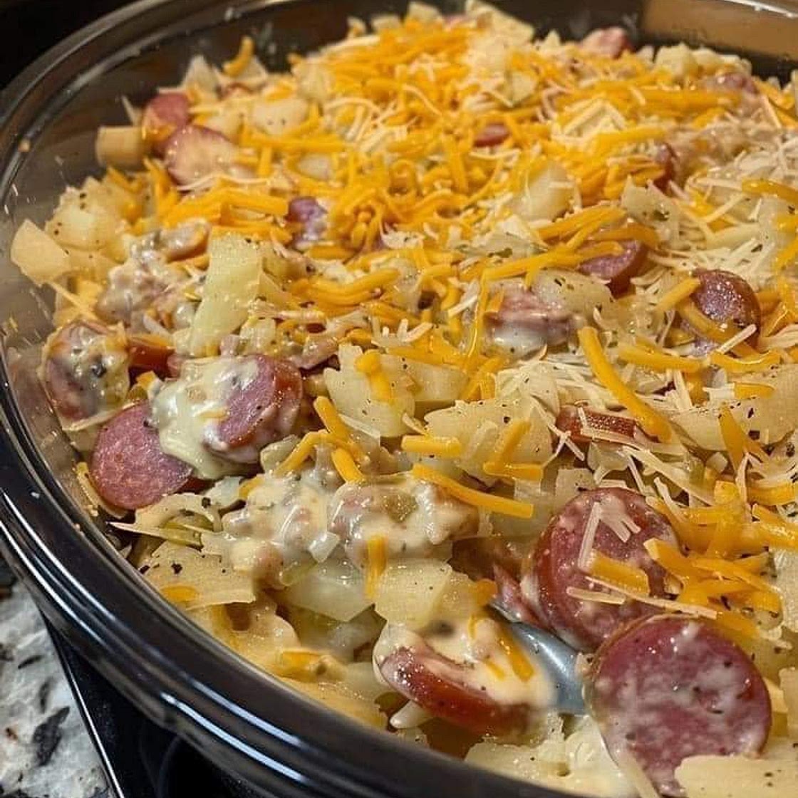 Crockpot Cheesy kielbasa hashbrown