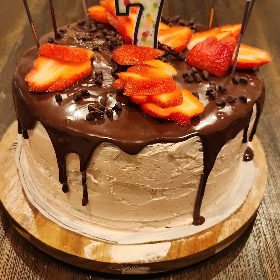Chocolate Strawberry Cake