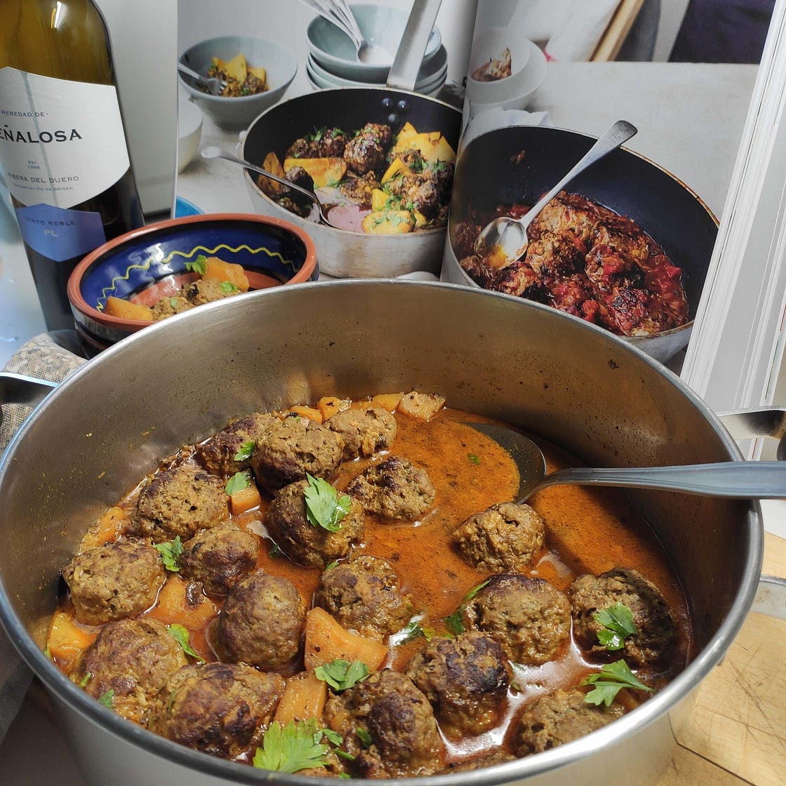 Albóndigas de ternera con limón y apio nabo