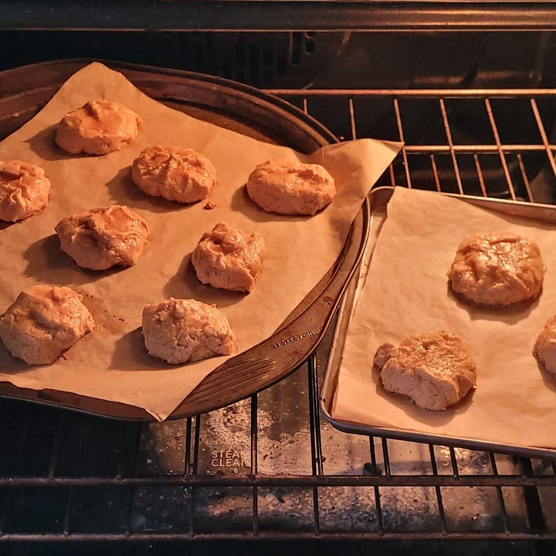 Keto Peanut Butter Cookies