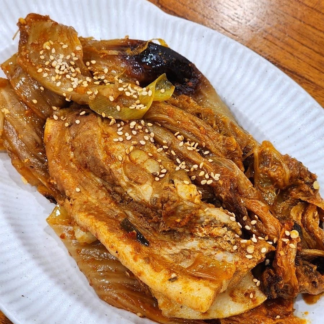 삼겹살 김치찜 돼지고기 묵은지 김치찜 맛있는 양념장 무쇠냄비요리