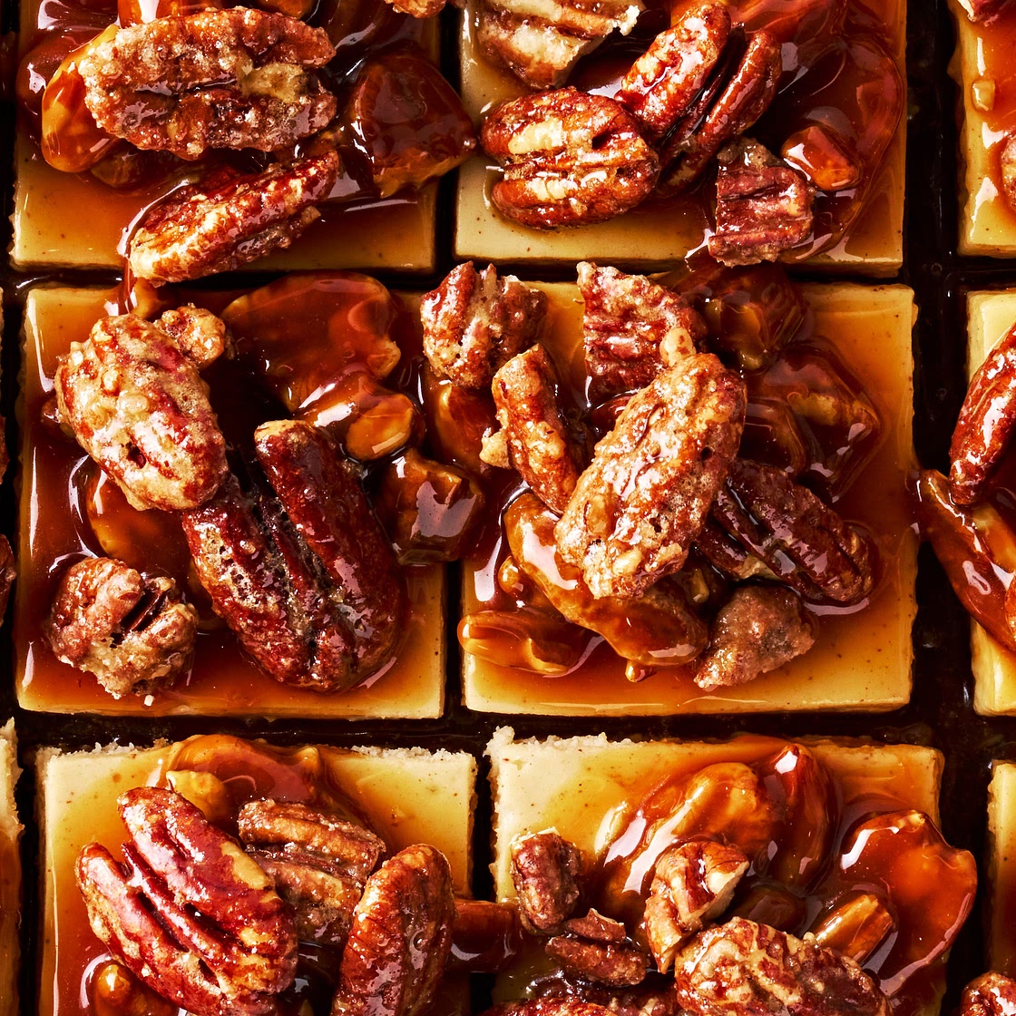 No-Bake Banana Caramel Pecan Pie