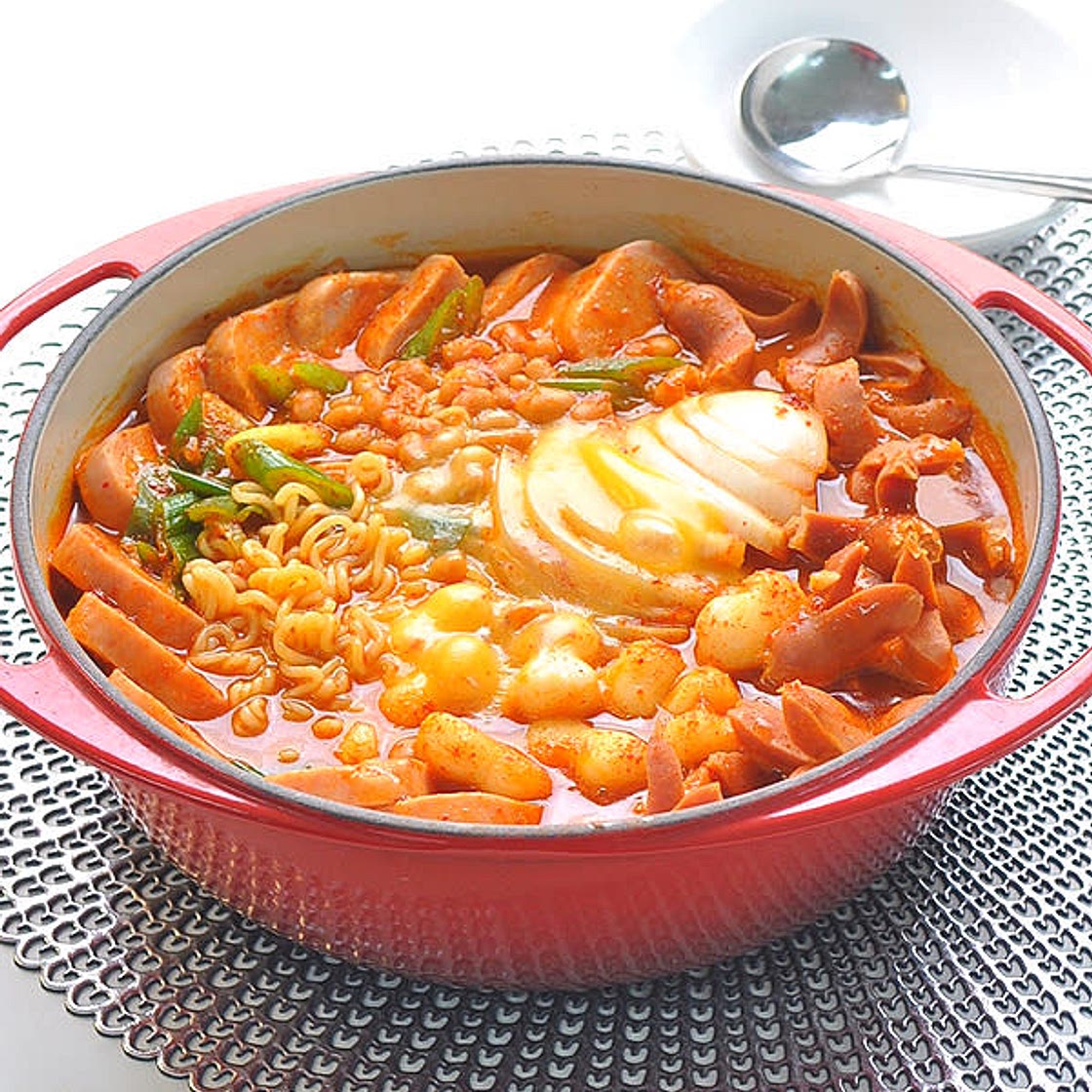햄폭탄 부대찌개