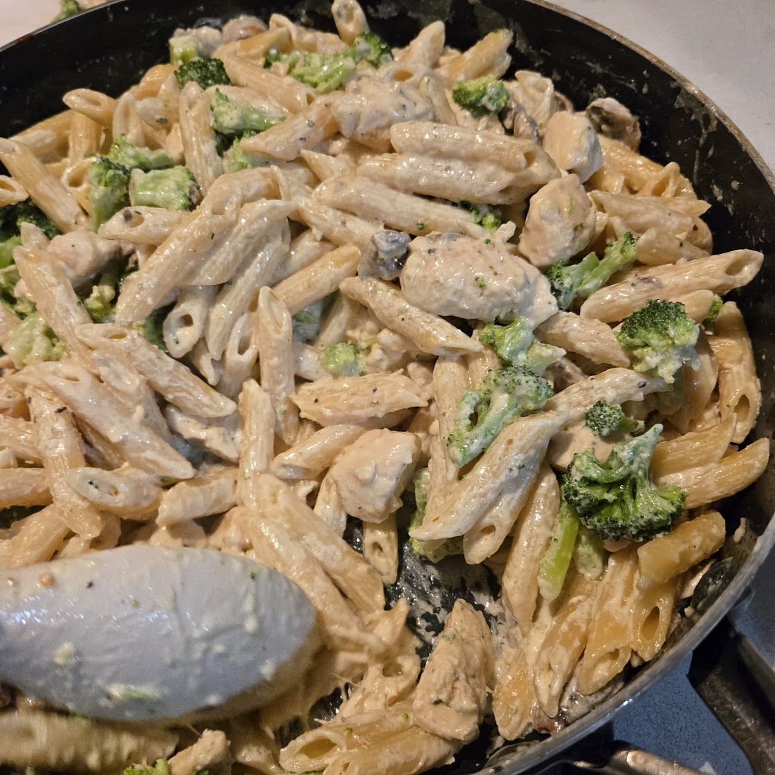 The Best Homemade Alfredo Sauce Ever!