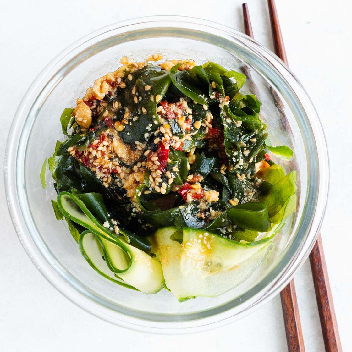 Healthy Cucumber Seaweed Salad: Easy, Refreshing & Nutritious