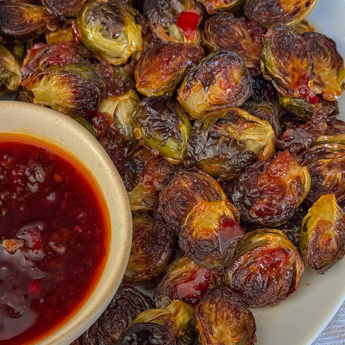 Crispy Sweet and Spicy Roasted Brussels Sprouts 