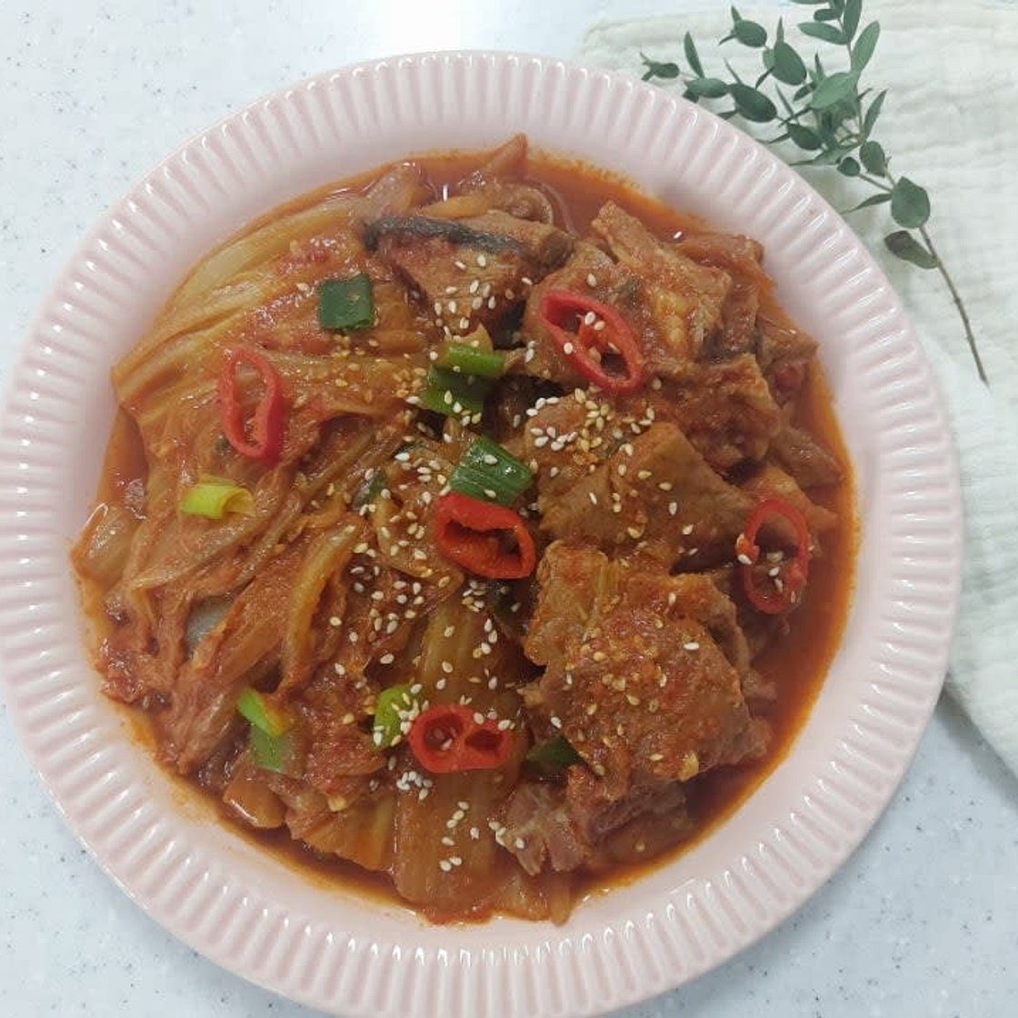 부드러운 돼지고기 목살 김치찜 만들기 김치찜 양념