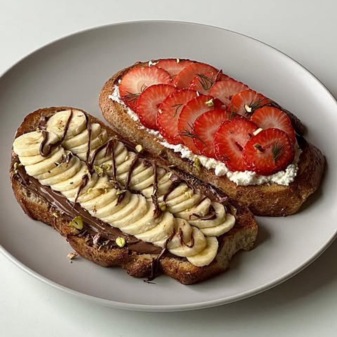 바나나, 딸기 토스트🍌🍓