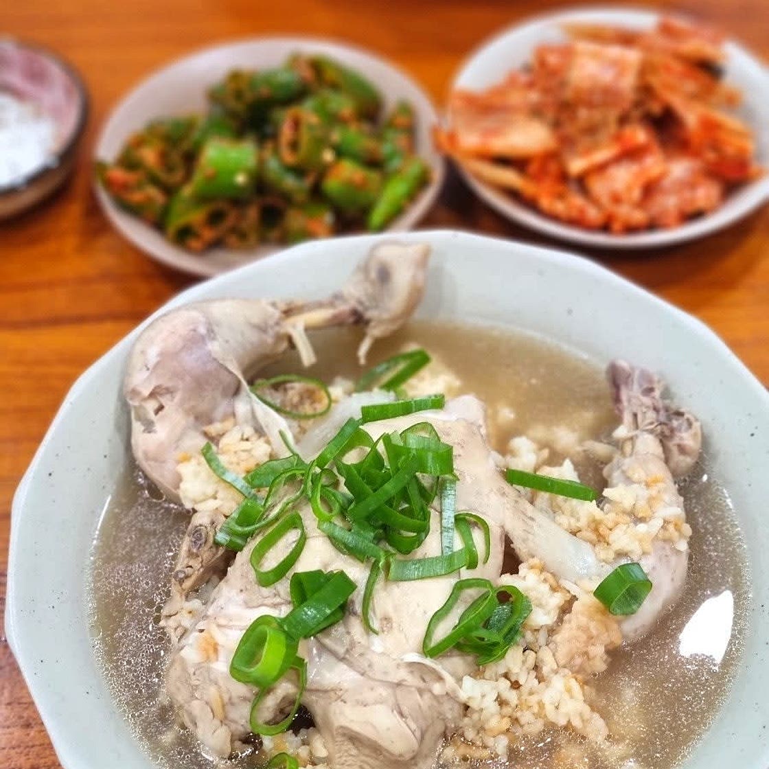 초복음식 삼계탕끓이는법